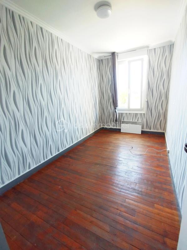 Pavillon - 180 m² - 9 pièces