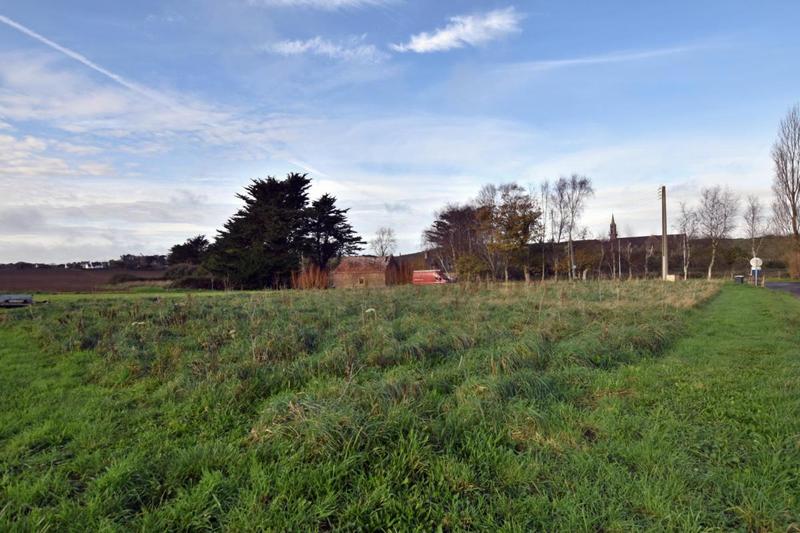 Terrain constructible - 1 052 m²