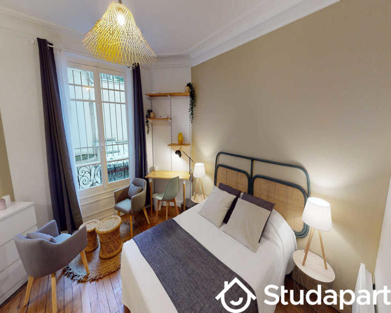 Chambre - 70 m² - 1 pièce