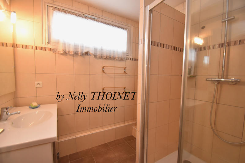 Appartement - 102 m² - 5 pièces