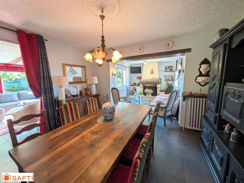 Maison - 97 m² - 5 pièces