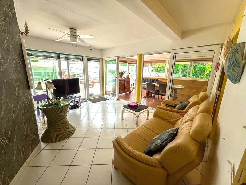 Appartement - 186 m² - 6 pièces