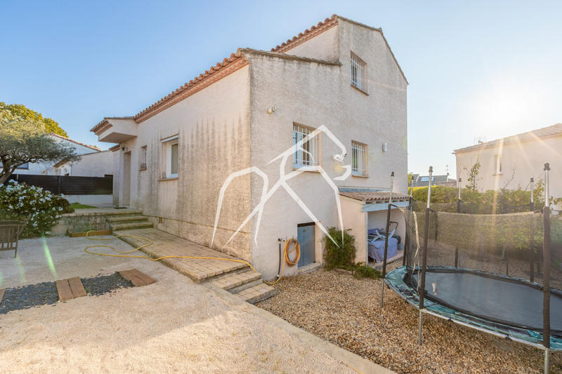 Villa - 140 m² - 6 pièces