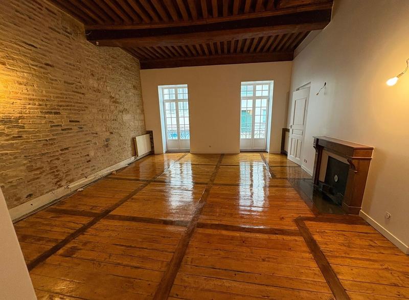 Appartement - 78 m² - 2 pièces