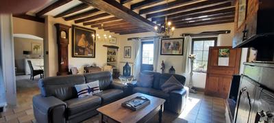 Maison - 190 m² - 9 pièces