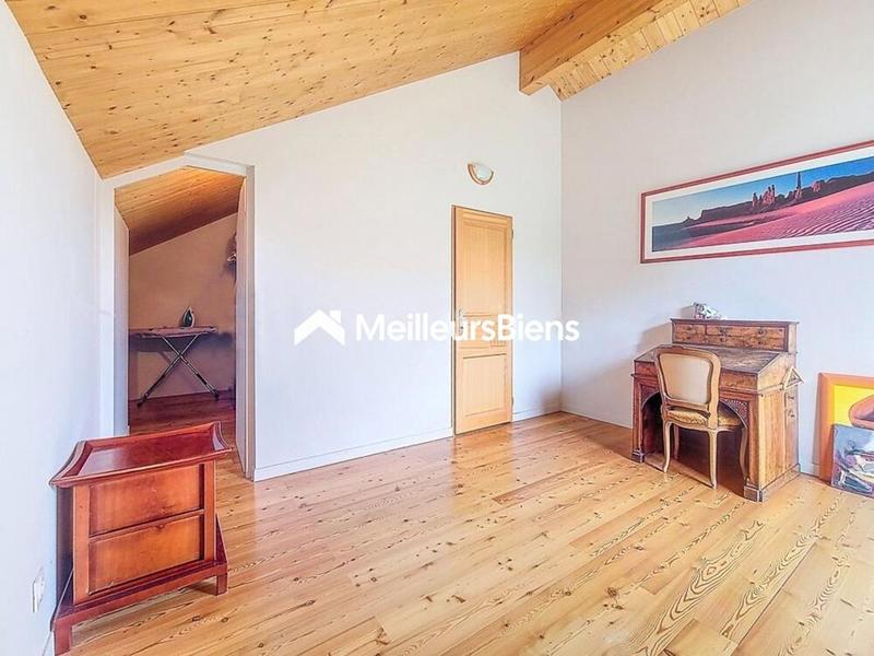 Villa - 170 m² - 5 pièces