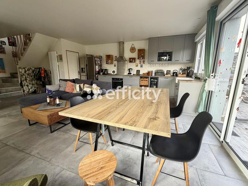 Pavillon - 120 m² - 5 pièces