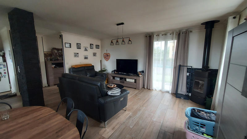 Maison - 93 m² - 5 pièces