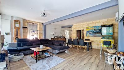 Maison - 200 m² - 6 pièces