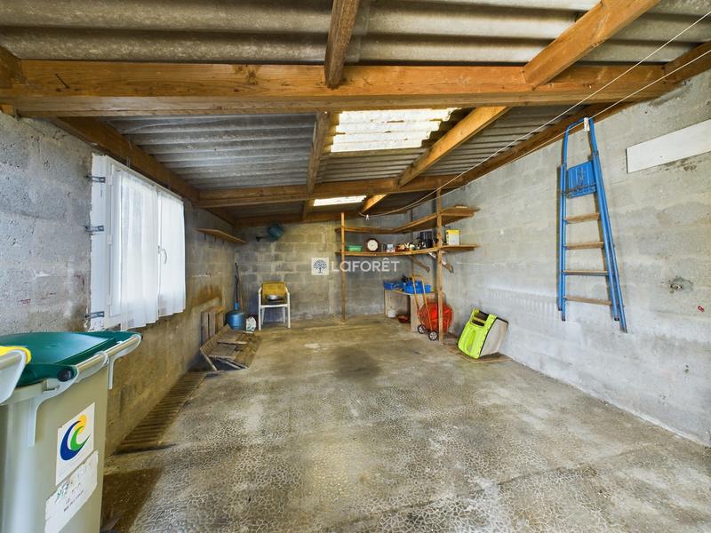 Maison - 121 m² - 6 pièces