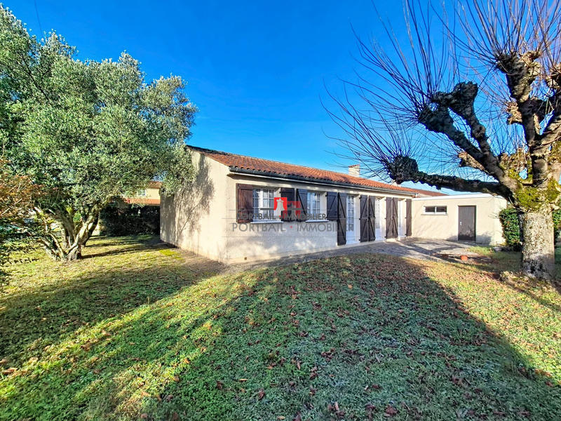 Maison traditionnelle - 95 m² - 4 pièces