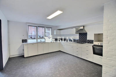 Maison - 145 m² - 7 pièces