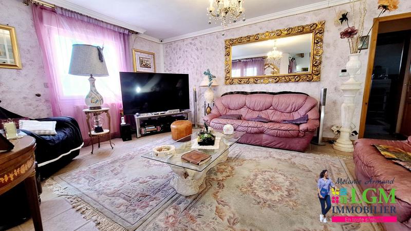 Villa - 169 m² - 5 pièces