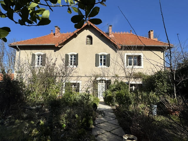 Maison de village - 149 m² - 8 pièces