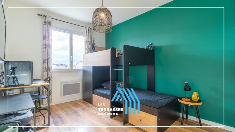 Maison traditionnelle - 85 m² - 5 pièces