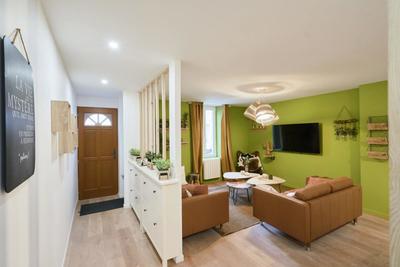 Maison - 148 m² - 8 pièces