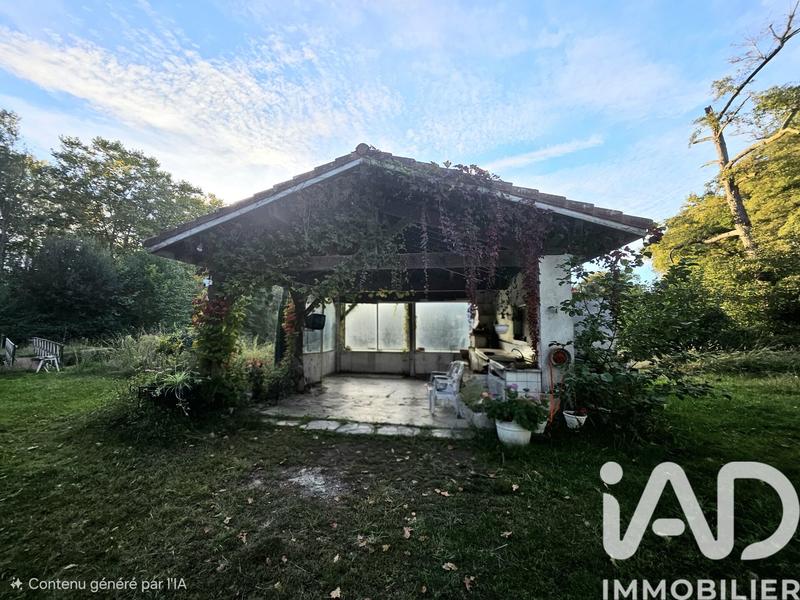 Maison - 217 m² - 8 pièces