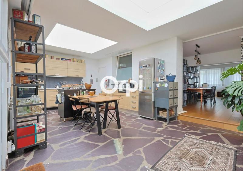 Maison - 160 m² - 5 pièces