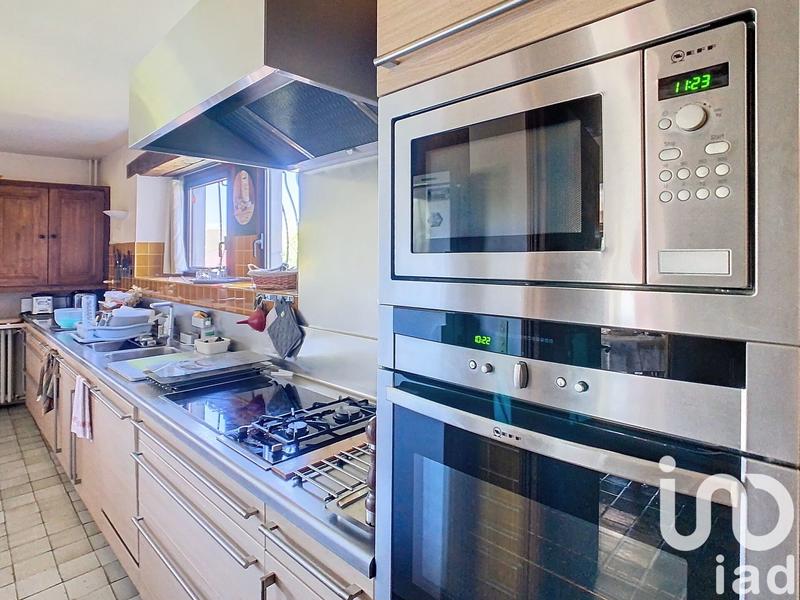 Maison - 357 m² - 2 pièces