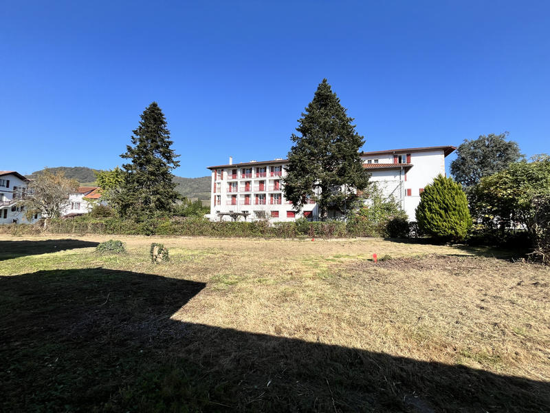 Terrain - 621 m²