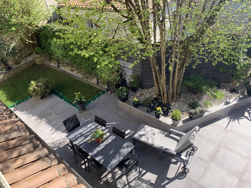 Maison - 232 m² - 6 pièces