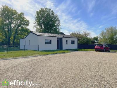 Maison - 97 m² - 6 pièces