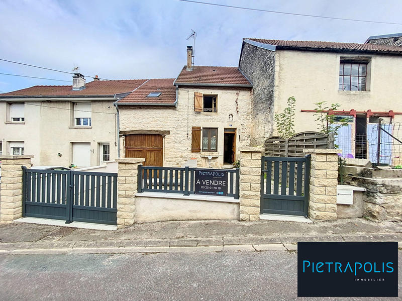 Maison - 92 m² - 4 pièces