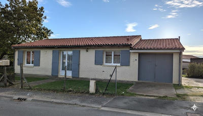 Maison - 90 m² - 5 pièces