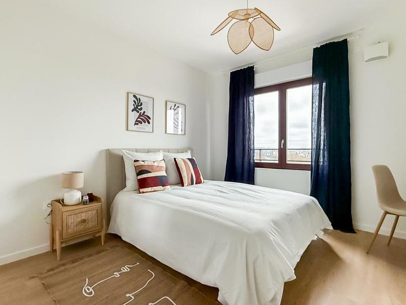 Chambre - 11 m² - 1 pièce