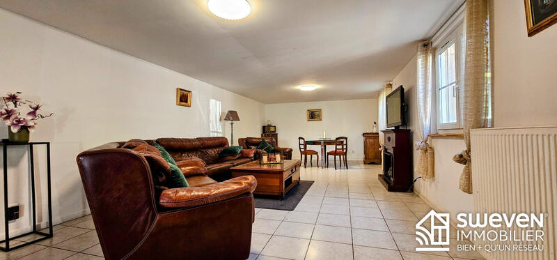 Maison - 309 m² - 8 pièces