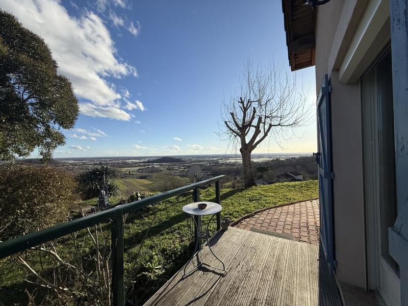 Maison - 112 m² - 4 pièces