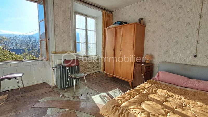 Corps de ferme - 190 m² - 8 pièces