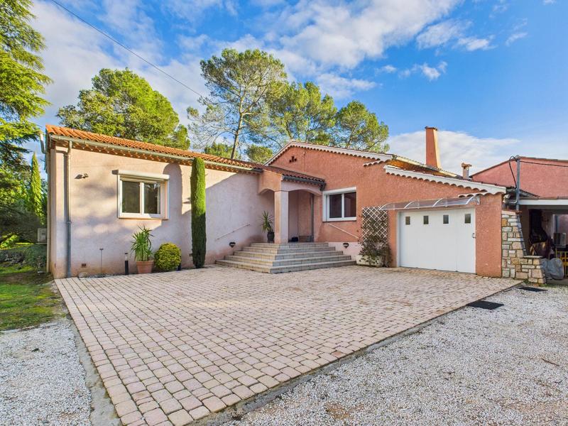 Villa - 155 m² - 7 pièces
