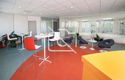 Entrepôt - 1 500 m²