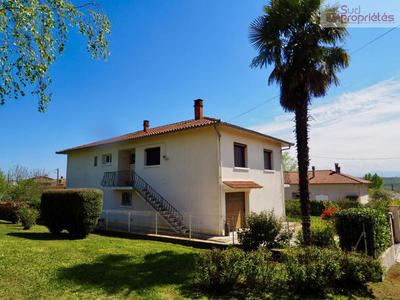 Maison - 185 m² - 7 pièces