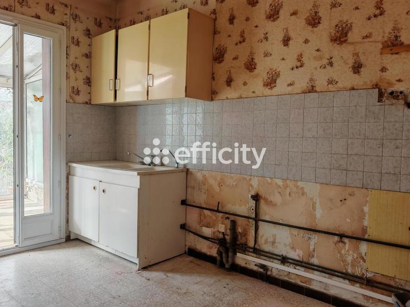 Maison - 95 m² - 4 pièces