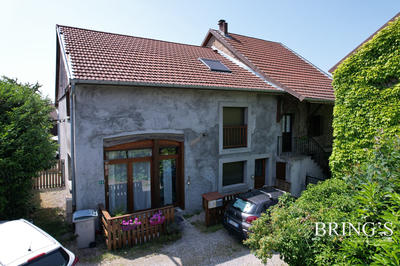 Maison - 140 m² - 8 pièces