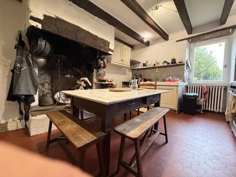 Maison - 204 m² - 11 pièces