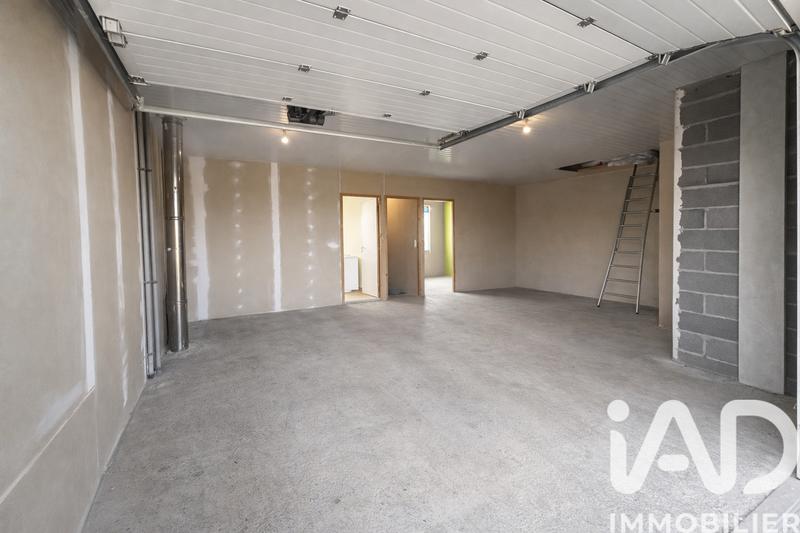 Maison - 180 m² - 8 pièces