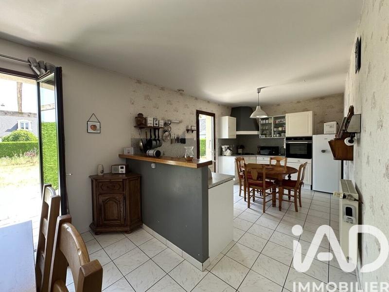 Maison - 144 m² - 8 pièces