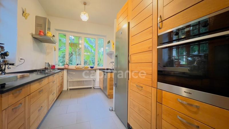 Maison bourgeoise - 145 m² - 6 pièces