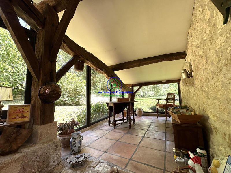 Maison - 228 m² - 8 pièces