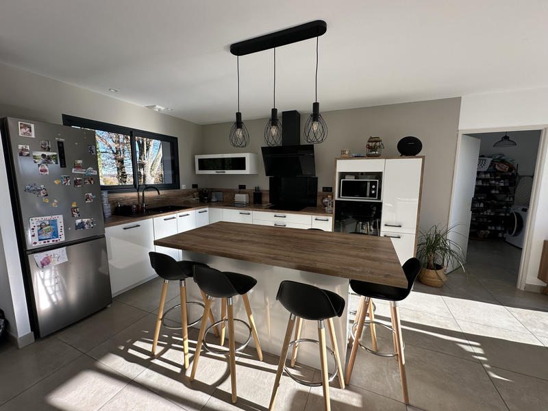 Maison - 137 m² - 7 pièces