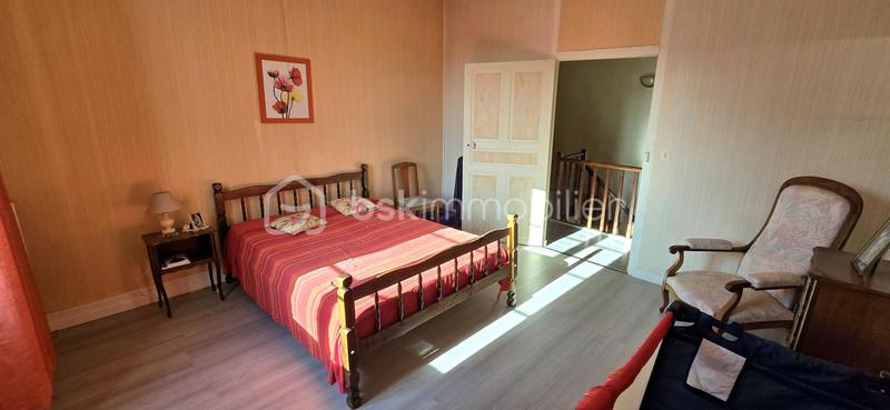 Maison ancienne - 222 m² - 8 pièces