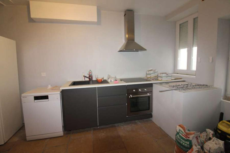 Maison - 225 m² - 9 pièces