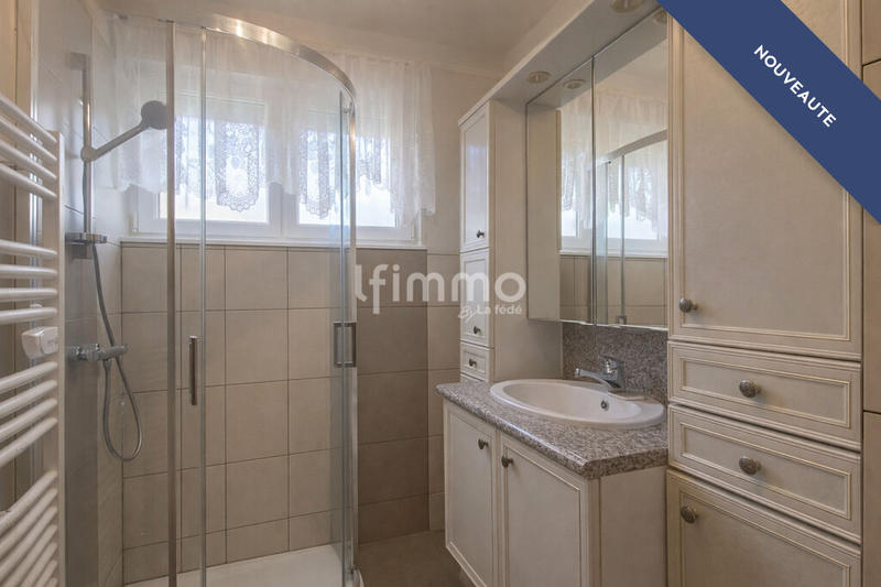 Maison - 92 m² - 5 pièces