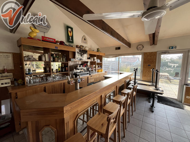 Local commercial - 186 m²