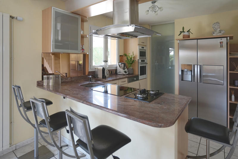 Maison - 190 m² - 7 pièces