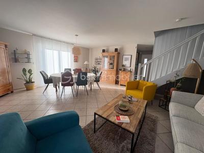 Maison - 110 m² - 6 pièces