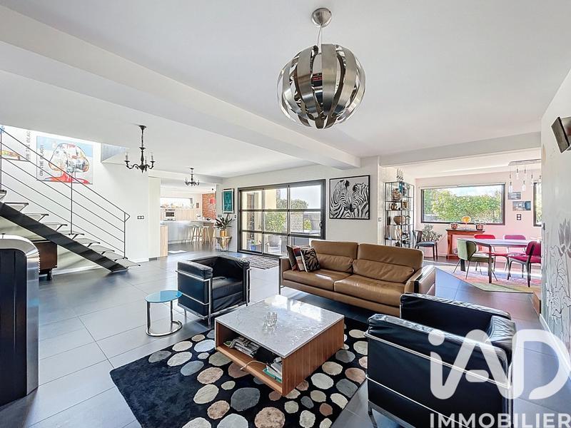 Maison de maîtres - 197 m² - 6 pièces